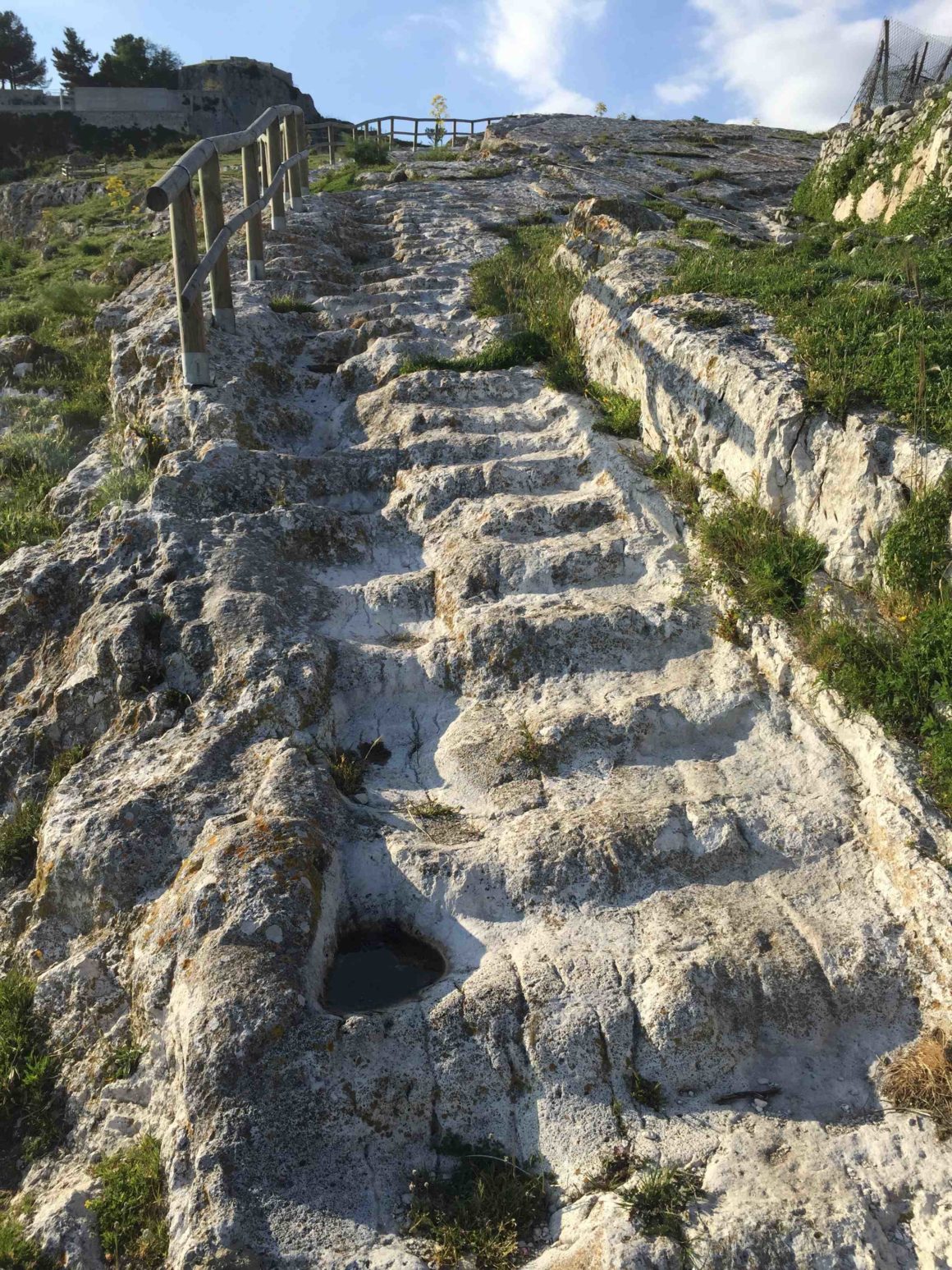 Gargano’s best touristic hikes |  Download GPS routes
